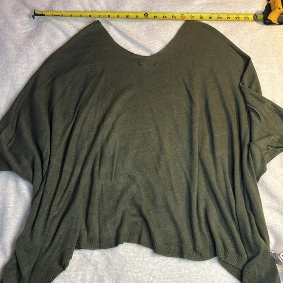 NWT Poncho Made in Italy Shirt - Picture 6 of 6